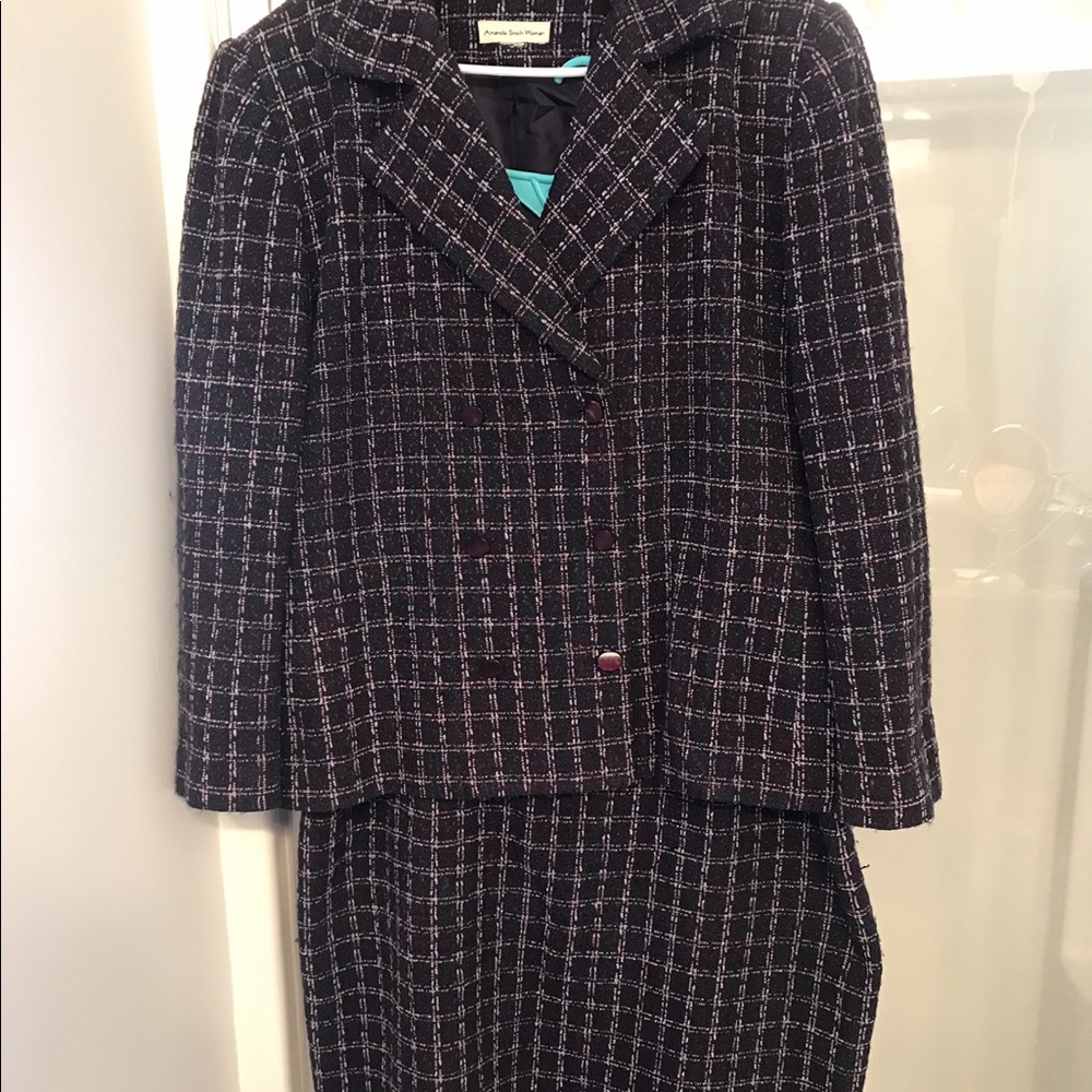 Women’s Suit
